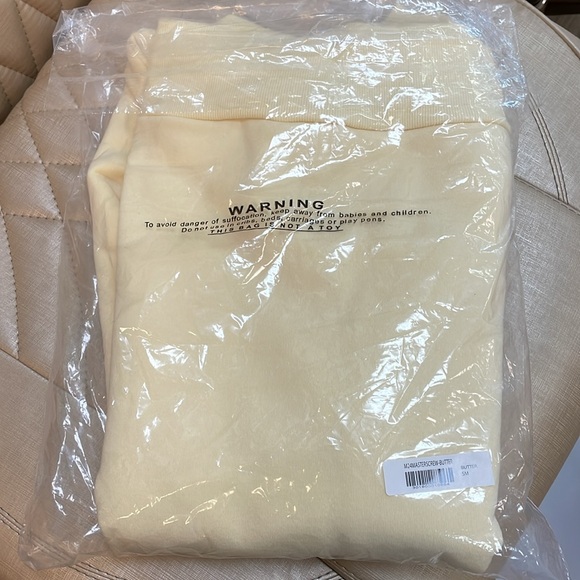 New Masters Tournament Crewneck Butter Pullover Sweatshirt!!🔥🔥🔥 - Picture 4 of 16